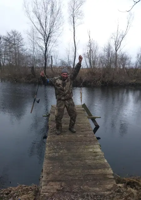 Я Саша, 39, знакомлюсь без обязательств в Попельне