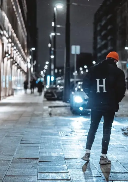 Я Саша, 33 років з Чернівців, шукаю знайомства на одну ніч