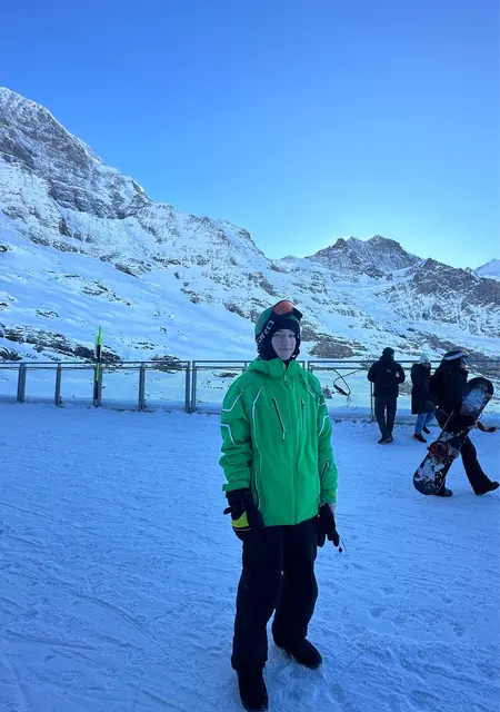 Dima из Берна, ищу на сайте постоянные отношения