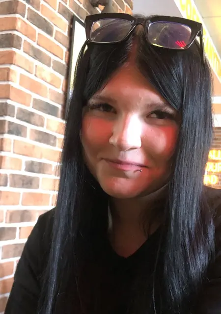 Катя из Стивенедж, ищу на сайте вирта