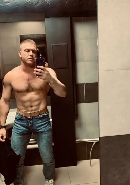 Artem из Тернополя, мне 28, познакомлюсь для открытые отношения