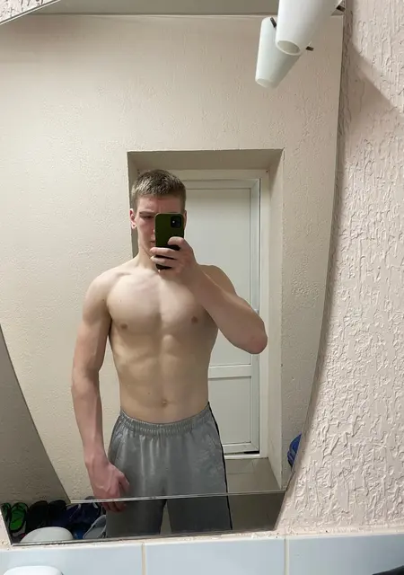 Я Ivan, 19, знакомлюсь без обязательств в Праге