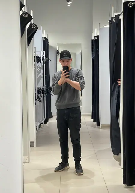 Я Alisher, 19, знакомлюсь на одну ночь в Актобе