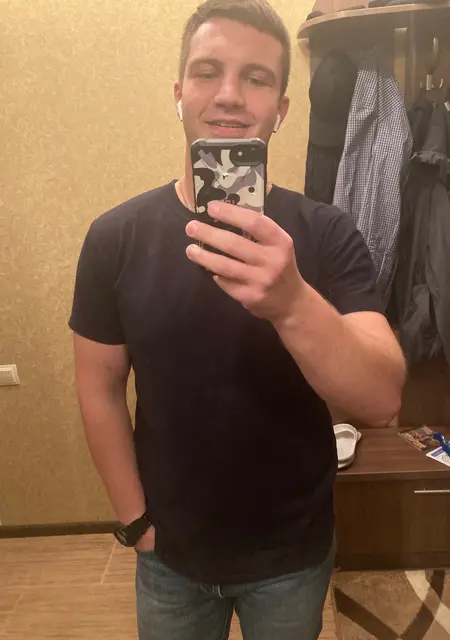 Alex из Ивано-Франковска, ищу на сайте знакомства без обязательств