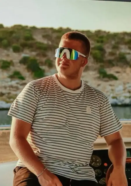 Я Егор, 19, знакомлюсь без обязательств в Вашингтоне