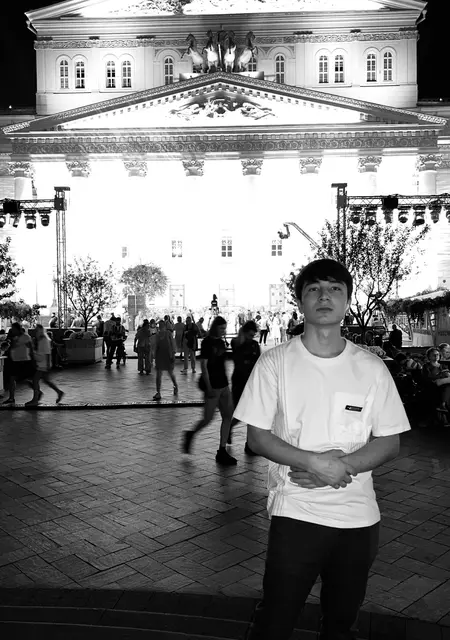 Samandar из Парижа, ищу на сайте знакомства на одну ночь