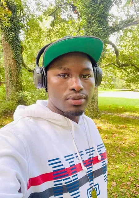 Я Boyfriend, 23, из Берлина, ищу знакомство