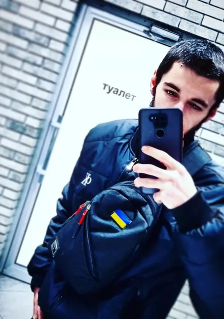 Я Роман, 25, из Харькова, ищу знакомства без обязательств
