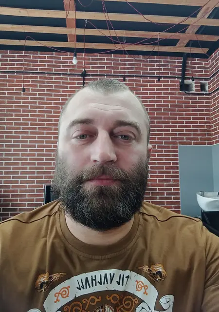 Я Ростик, 45, знакомлюсь без обязательств в Сумах