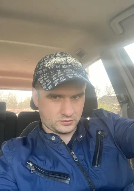 Саша из Харькова, мне 33, познакомлюсь без обязательств