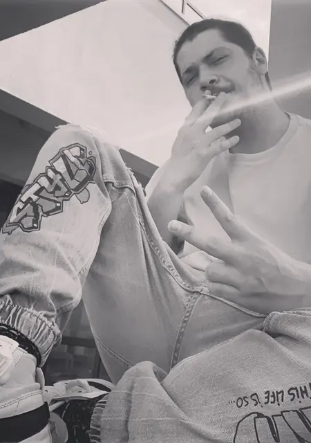 Louis из Бузэу, мне 31, познакомлюсь на одну ночь