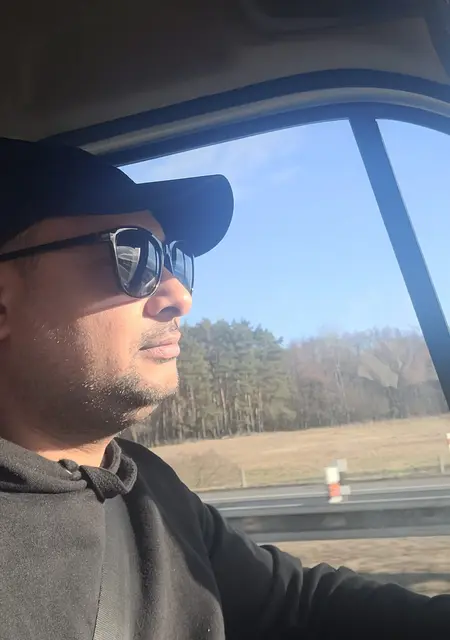 Dorin из Слатина, ищу на сайте знакомства на одну ночь