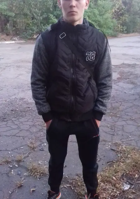 Я Влад, 25 років, знайомлюсь без зобов'язань у Єнакієвому