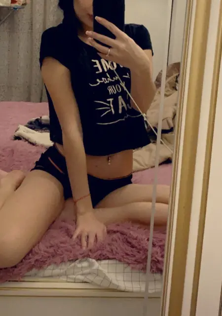 Я Анна, 30, из Алматы, ищу знакомства без обязательств