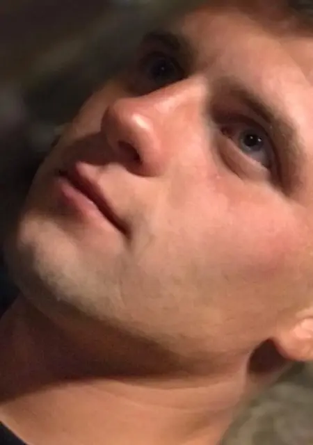 Владлен из Запорожья, ищу на сайте знакомства на одну ночь