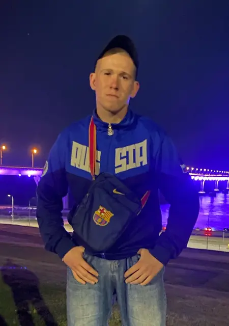 Nikita de Santa Cruz de Tenerife, tengo 22 años, listo para conocer para relación abierta