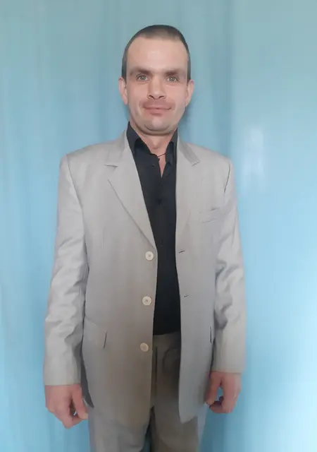 Я Сергей, 42, из Охтирка, ищу знакомства без обязательств