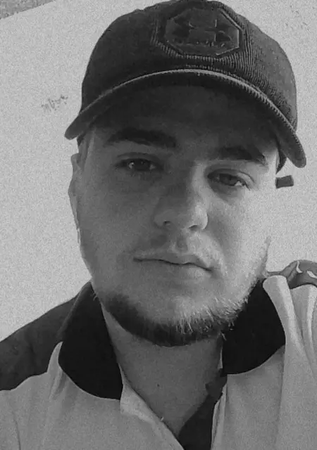 Я Михайло, 21, знакомлюсь для общения в Балте