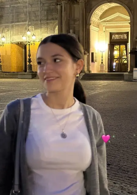 Алина з Бердичів, мені 19 років, познайомлюсь на одну ніч