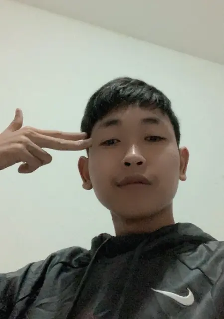 Tri из Бангкока, ищу на сайте знакомства на одну ночь