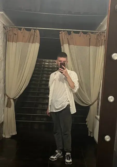 Я Максим, 19, знакомлюсь для вирта в Каменском