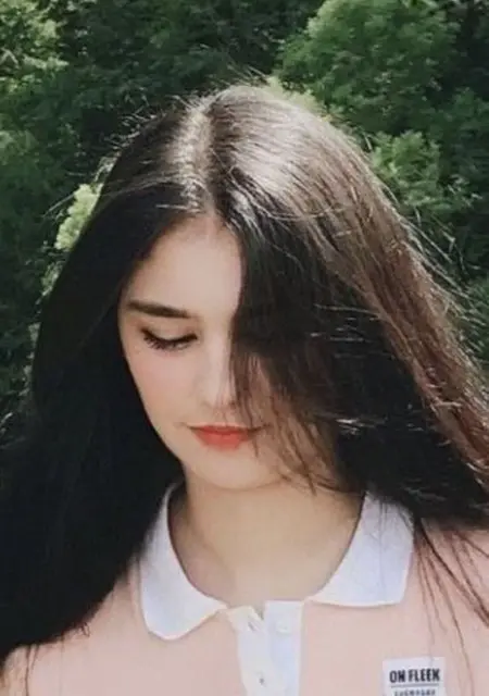 I'm Paige, 36 from London, seeking connections