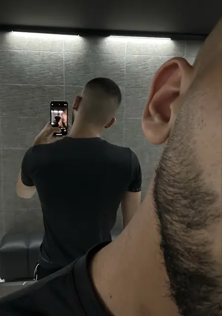 Малик из Ташкента, мне 18, познакомлюсь для общения