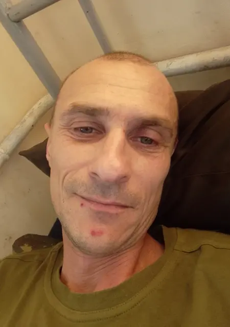 Я Афоня, 43, знакомлюсь на одну ночь в Чернигове