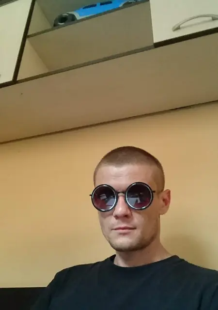 Я Dima, 38 років, знайомлюсь без зобов'язань у Коростишів