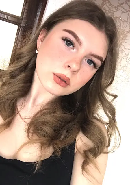 Sofia из Львова, мне 23, познакомлюсь для совместных путешествий