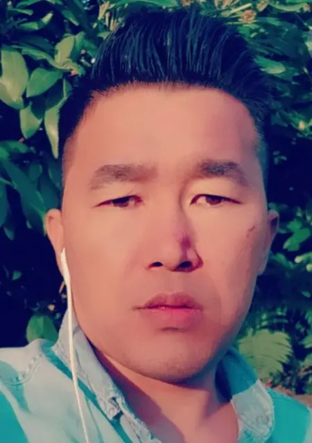 Reza из Стокгольма, мне 25, познакомлюсь