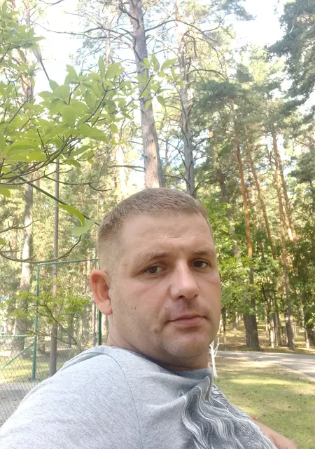 Дмитрий из Пинска, мне 40, познакомлюсь на одну ночь