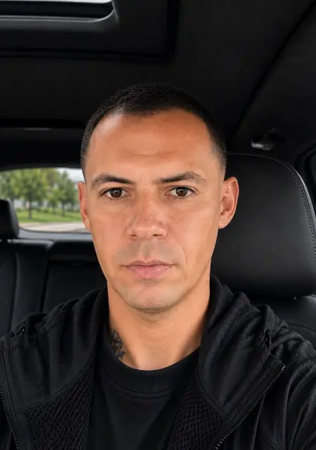 Stas з Івано-Франківська, шукаю на сайті спільні подорожі