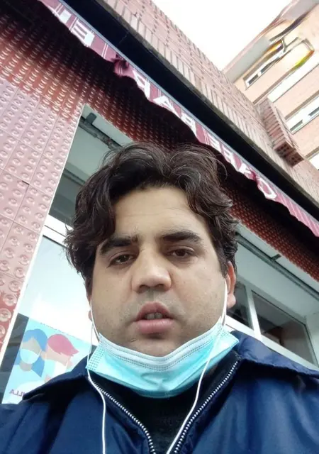 Aftab Ahmad из Мадрида