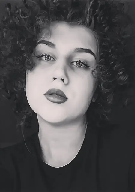 Мелек из Одессы, ищу на сайте постоянные отношения