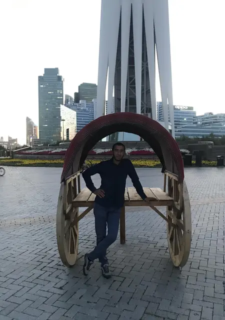 Адил из Астаны, мне 31, познакомлюсь для совместных путешествий