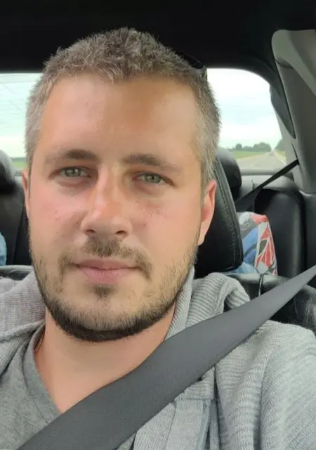 Миша из Налдвейка, мне 34, познакомлюсь без обязательств