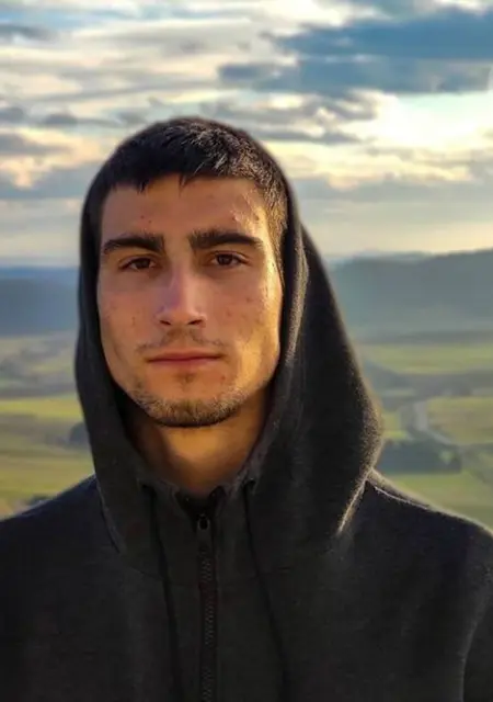 Adrin из Мадрида, мне 23, познакомлюсь