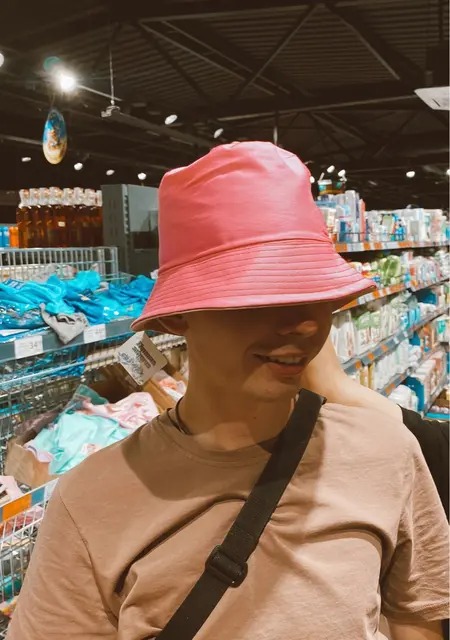 Андрій из Ровно, ищу на сайте знакомства на одну ночь