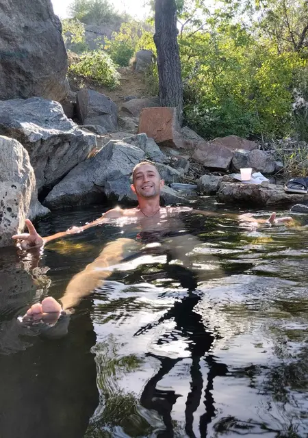 Я Vladimir, 34 років з Маріуполя, шукаю знайомство для спілкування