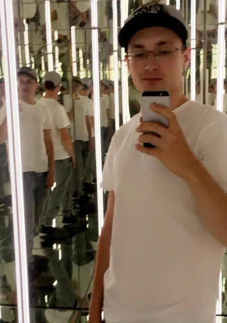 Michael из Мангейма, мне 26, познакомлюсь для общения