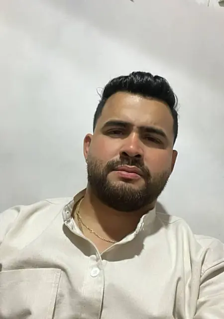 Jos Rios de Madrid, tengo 32 años, listo para conocer para lío de una noche