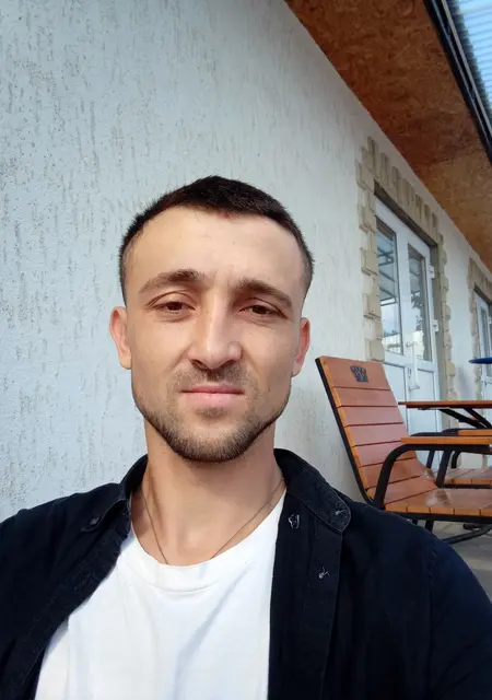 Михаил из Кишинёва, ищу на сайте знакомства на одну ночь