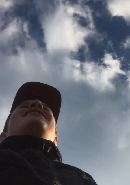 Я Adam, 20, из Праги, ищу знакомство