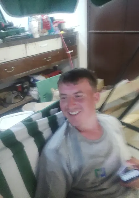 Liviu из Бельцов, ищу на сайте знакомства на одну ночь