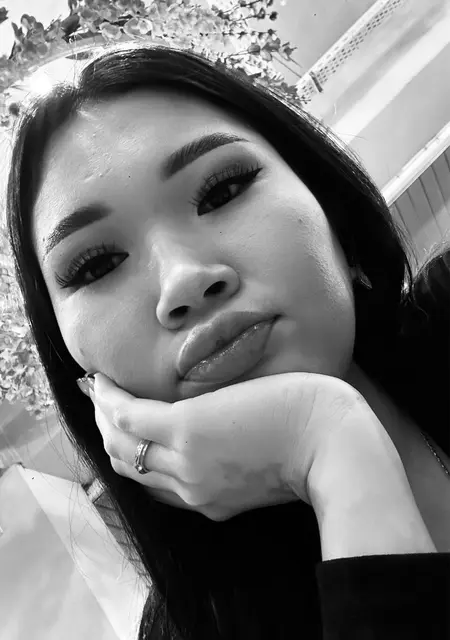 Я Алина, 22, из Алматы, ищу знакомство для вирта