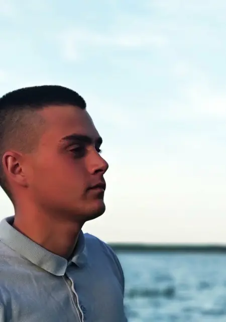 Я Артур, 25, из Браслава, ищу знакомства без обязательств