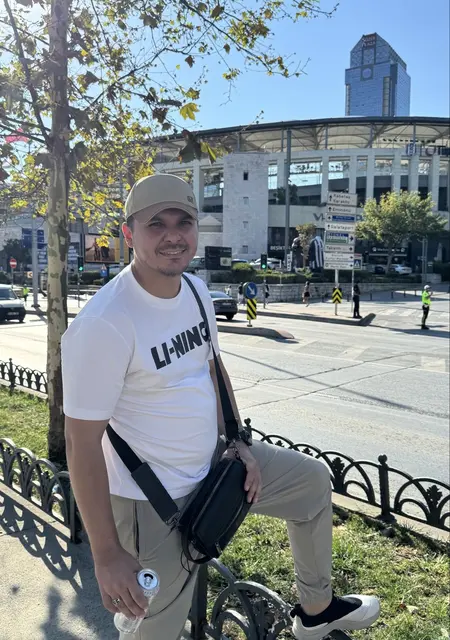 Daniel из Ташкента, ищу на сайте открытые отношения