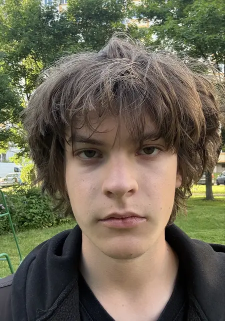 Я Стас, 20, из Минска, ищу знакомства без обязательств