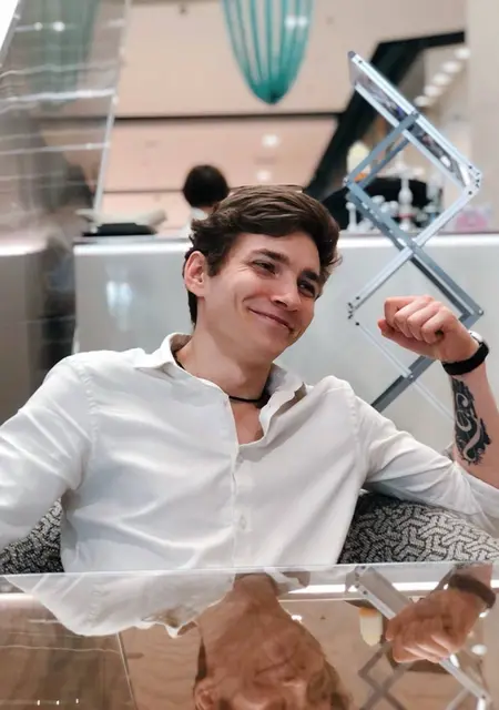 Я Виктор, 25, знакомлюсь для приятного времяпровождения в Александрии